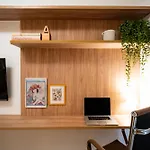 Apt Com Luz Natural E Muito Conforto No Leblon