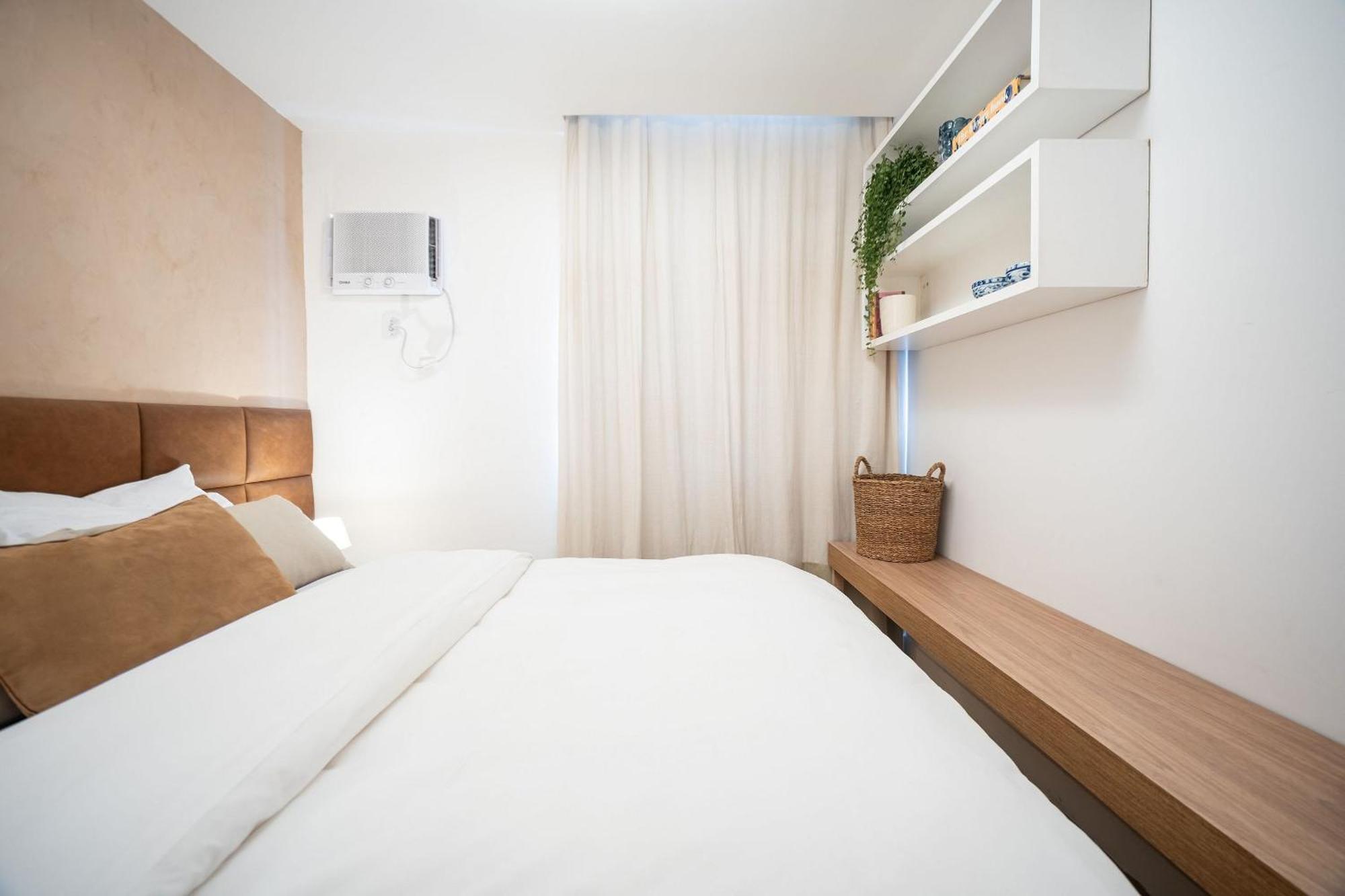 Apt Com Luz Natural E Muito Conforto No Leblon Apartment